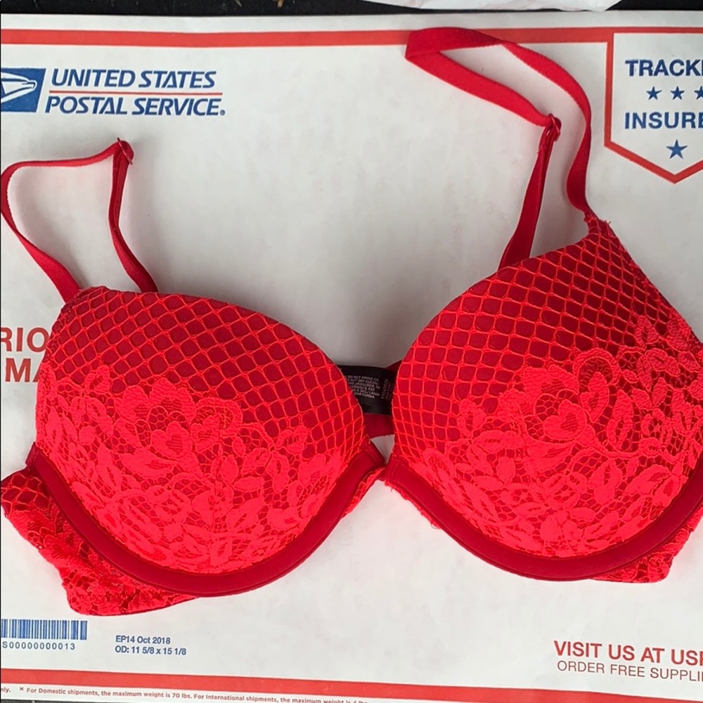 Lace push up bra 32c